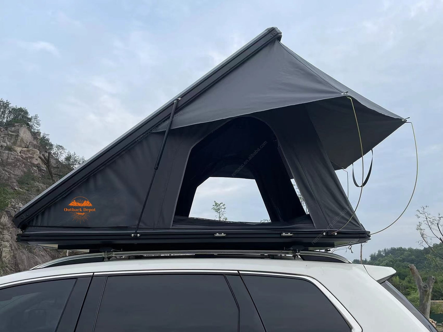 Roof Top Tent - 131 cms - Top Insulation included